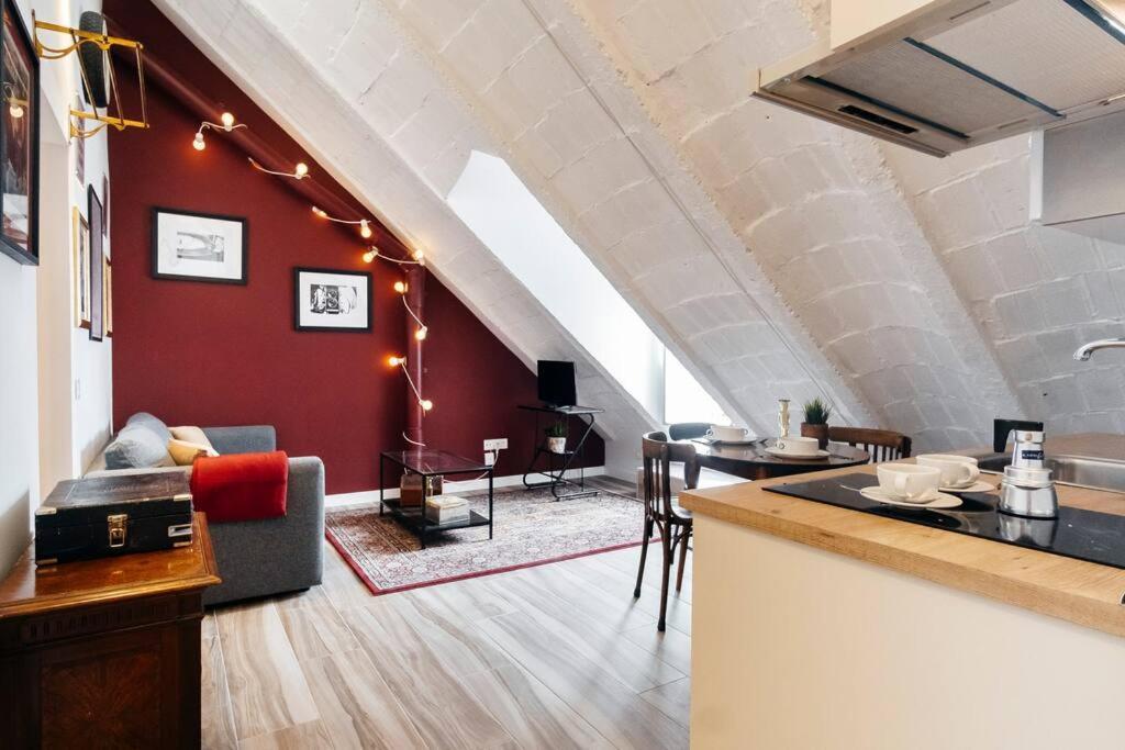 Yoomi Homes Plaza Mayor Madrid Exterior foto